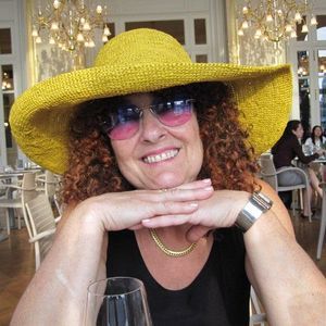 Meet your Posher, Linda